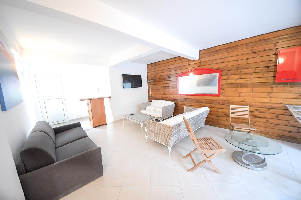 Residence fruit de la passion F4 Sainte-Anne Extérieur photo